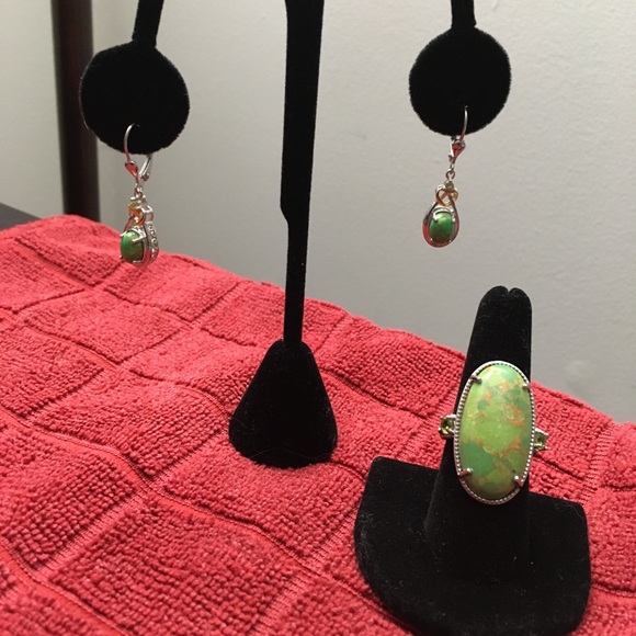 Mojave Green Turquoise/Peridot Earrings/ Ring Set 925 -  14K Goldplated. - Picture 3 of 17